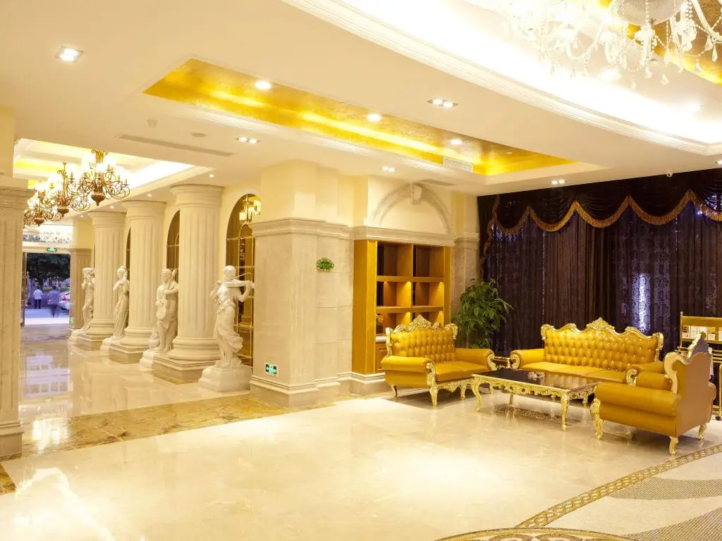Шэньчжэнь: Vienna Hotel Shenzhen Bantian Huawei Metro Station