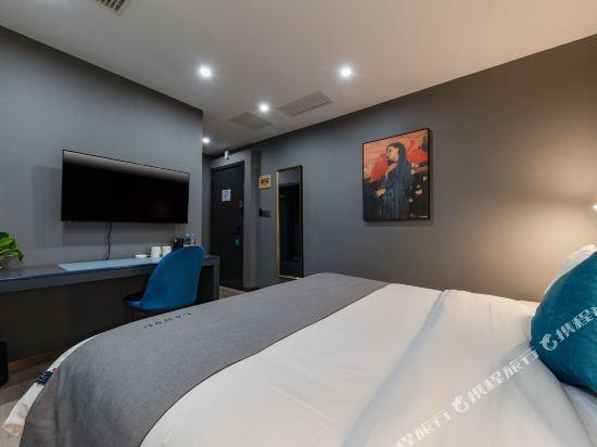 Циндао: LANO Hotel Shandong Qingdao Jimo District Baolong Square