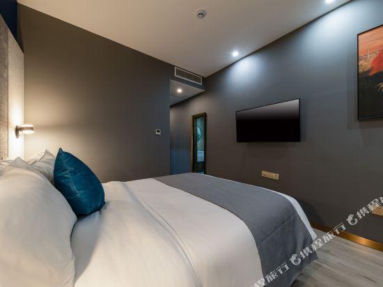 Циндао: LANO Hotel Shandong Qingdao Jimo District Baolong Square