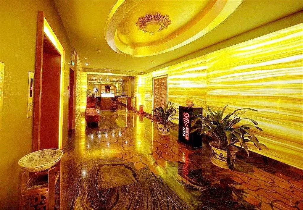 Ичан: Imperial Court Hotel Gezhouba VIP Building