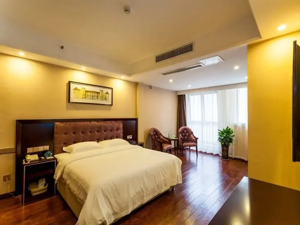 Чэнду: Greentree Inn Chengdu High-Tech Development West Zone Shidai Tian Street Express