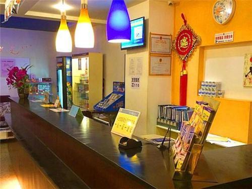 Гуйлинь: 7Days Inn Guilin Ba Li Street