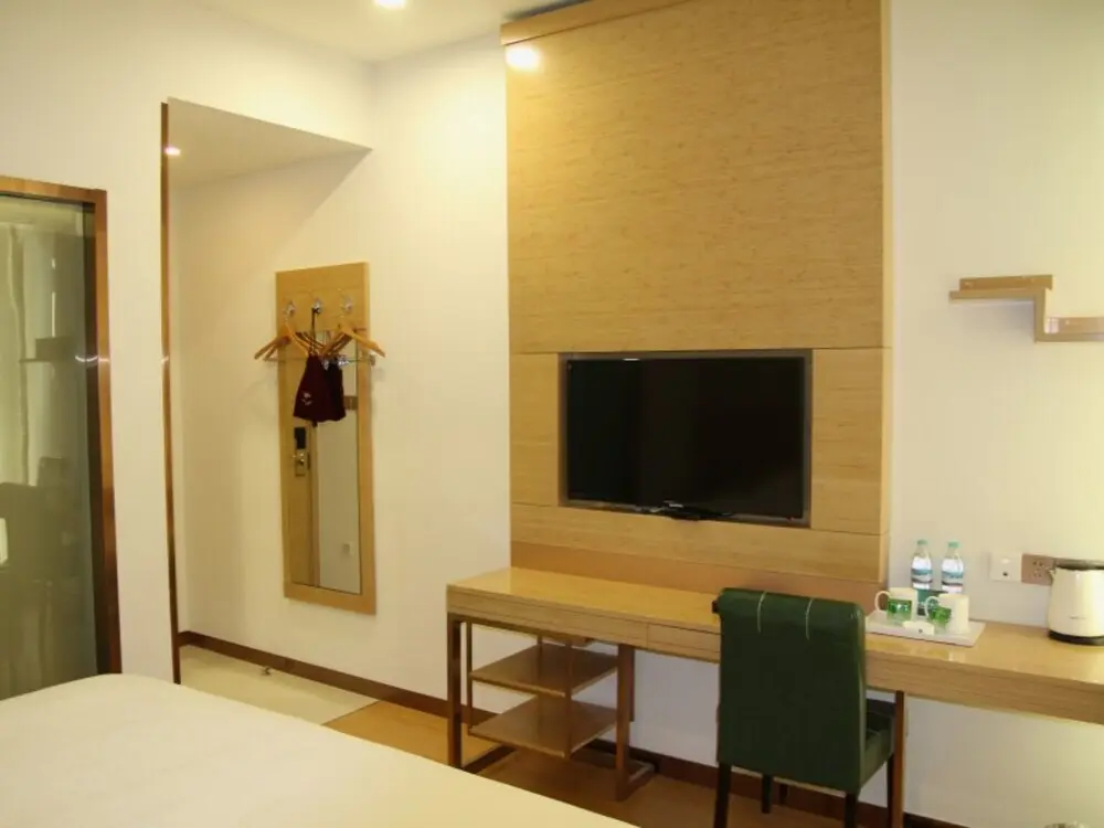 Цзинань: GreenTree Inn Jinan Gaoxin District South Gongye Road Middle Aoti Road Express Hotel