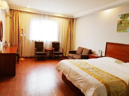 Шанхай: GreenTree Inn Shanghai Meilan Lake Hutai Road Express Hotel