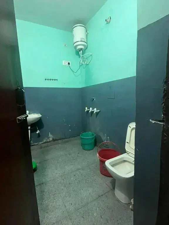 Мератх: OYO 80603H Hotel Aryavart