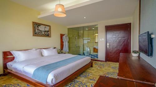 Дали: Floral Hotel Dali Erhai Luke Jinsuo Island Seaview