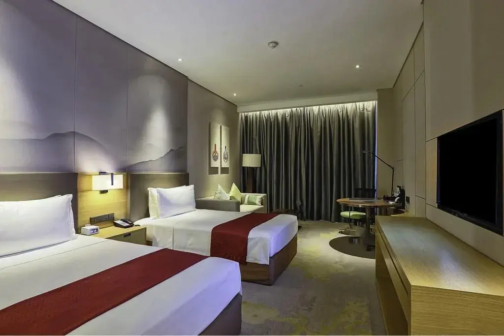 Баоцзи: Holiday Inn Baoji Central