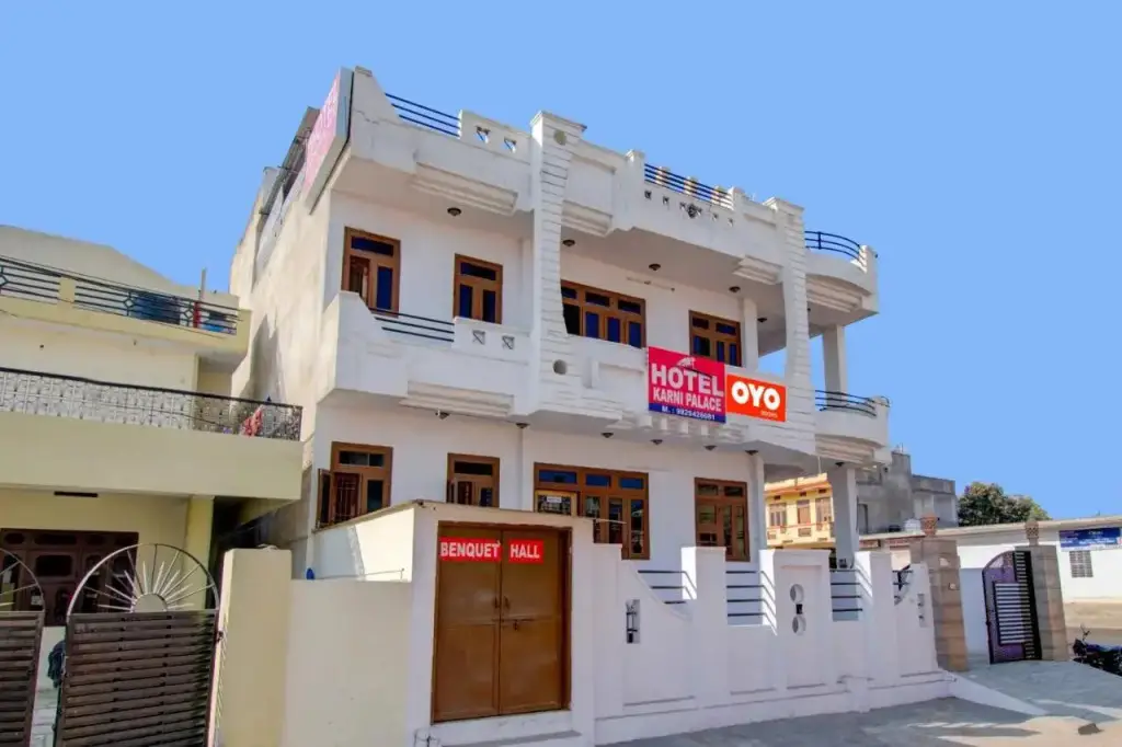 Джайпур: OYO Flagship 80634 Hotel Karni Palace