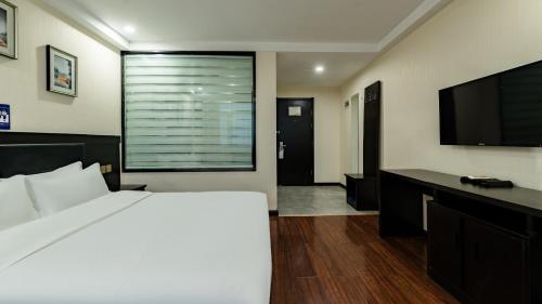 URBA Hotel Shahe Kerry Business Hotel — фото 1
