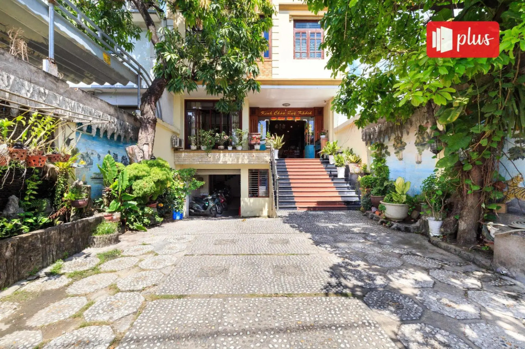 RedDoorz Phuong Nam Hotel near Nga Tu Binh Thai — фото 1