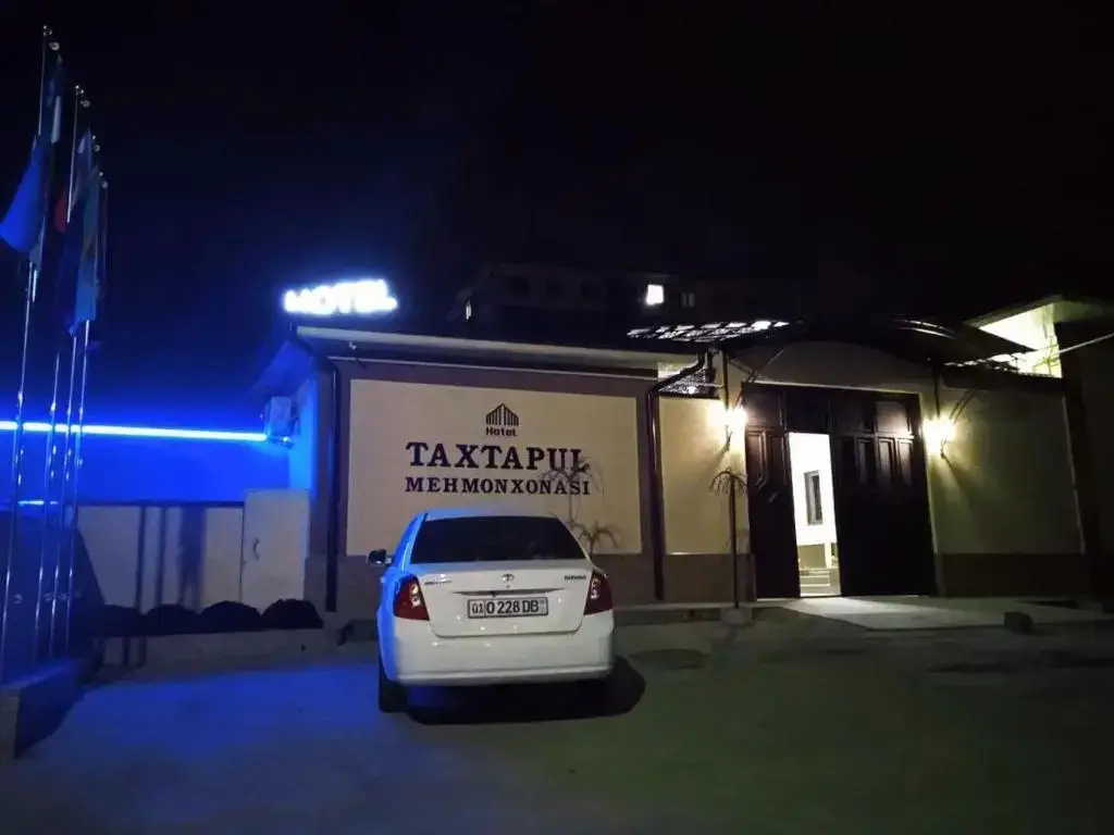 Ташкент: Taxtapul Hotel