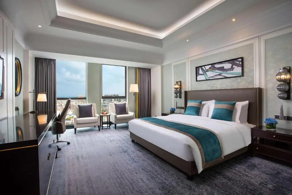 Ухань: Ramada Plaza by Wyndham Wuhan Huangpi
