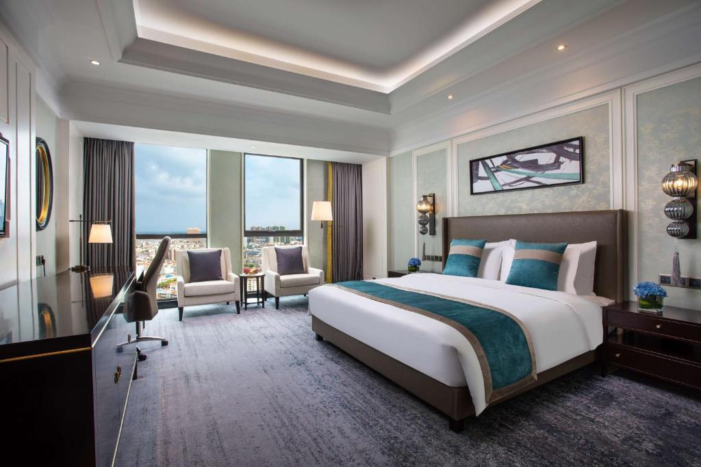 Ухань: Ramada Plaza by Wyndham Wuhan Huangpi