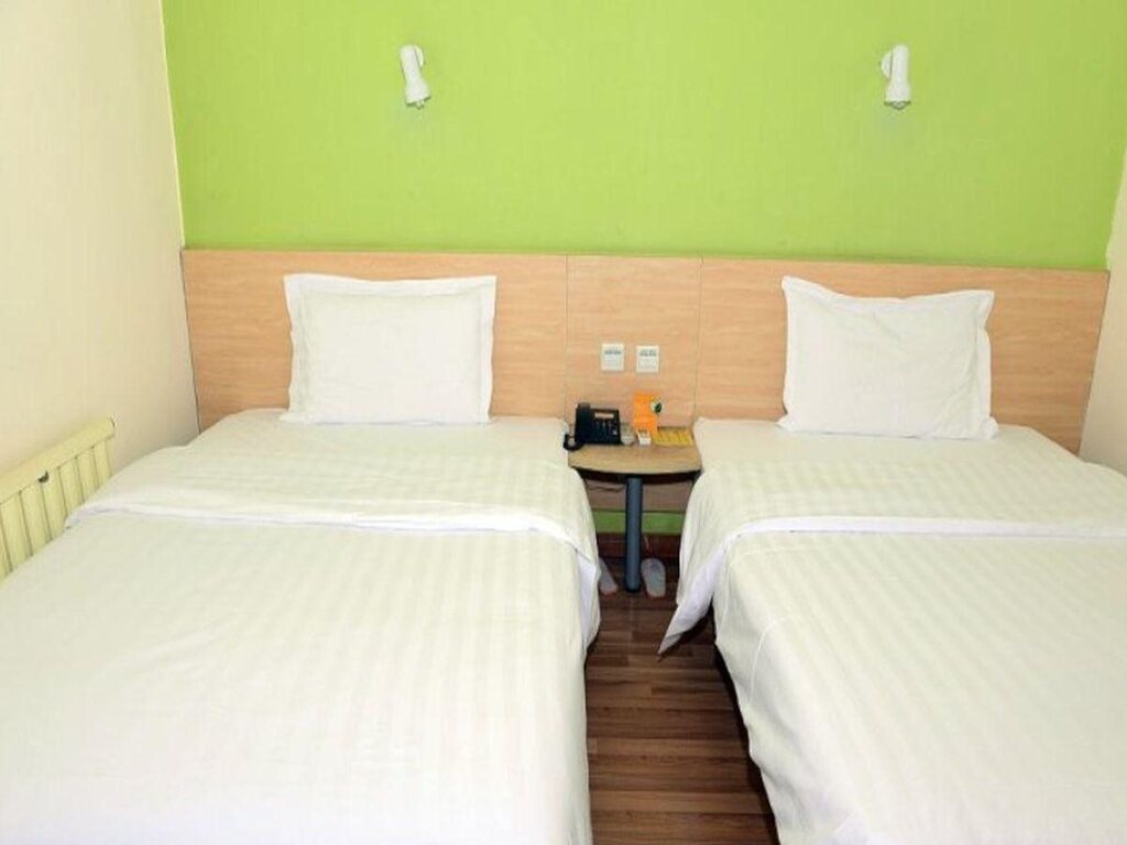 Харбин: 7 Days Premium Harbin Center Street Branch