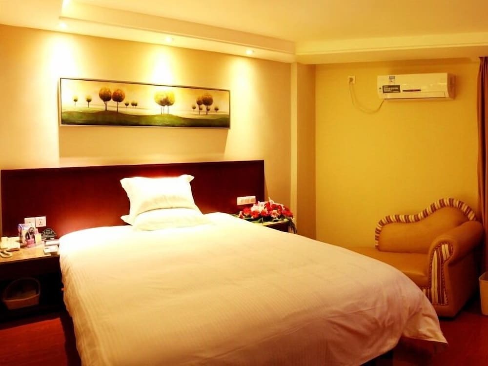Наньнин: GreenTree Inn Nanning Jiangnan Wanda Plaza Tinghong Road Express Hotel