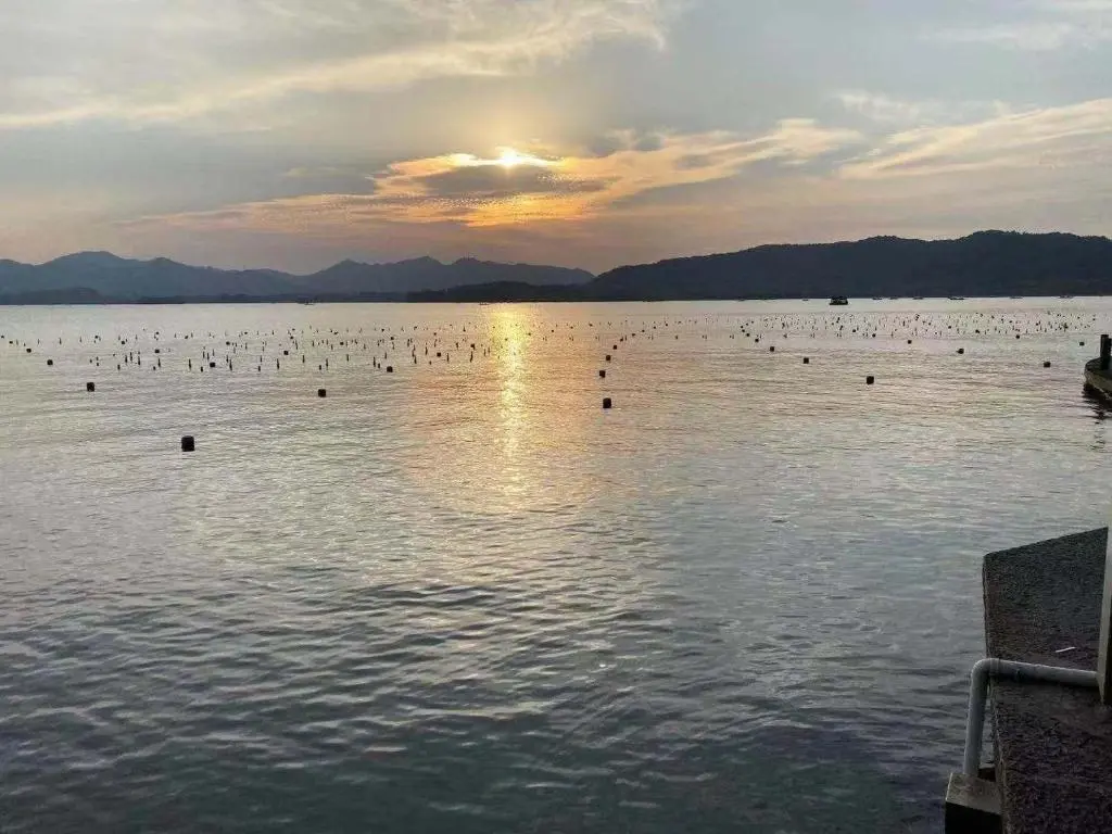 Ханчжоу: 7 Days Premium Hotel Hangzhou West Lake Broken Bridge Zhejiang University