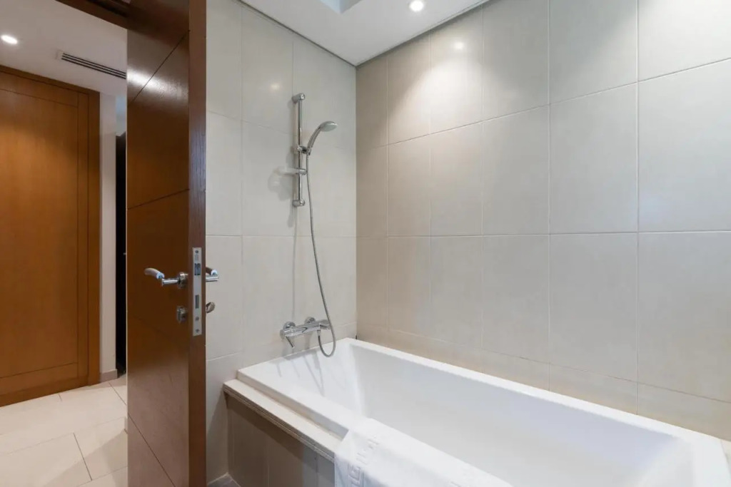Дубай: Dubai Marina Villa up 20 guest huge Private Pool
