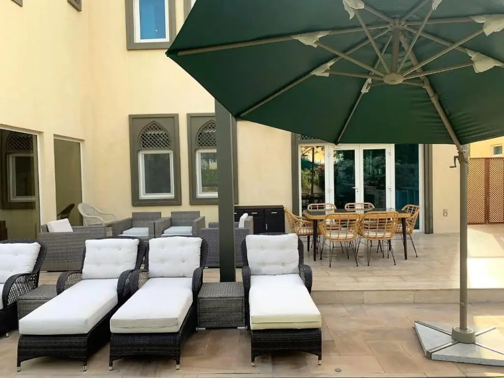 Дубай: Dubai Marina Villa up 20 guest huge Private Pool