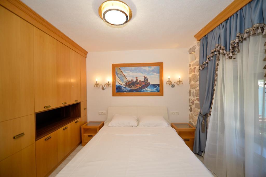 Доброта: Seaside House Kotor