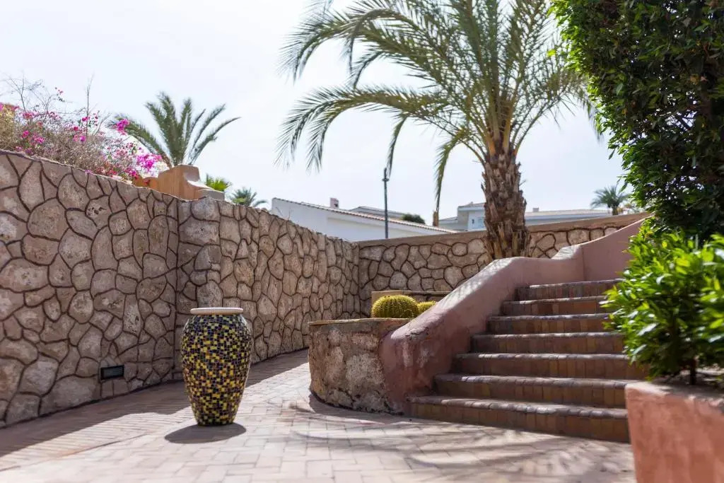 Villa with Sea View at Sheraton Sharm Hotel, Resort, Villas & Spa- Private Residence — фото 1