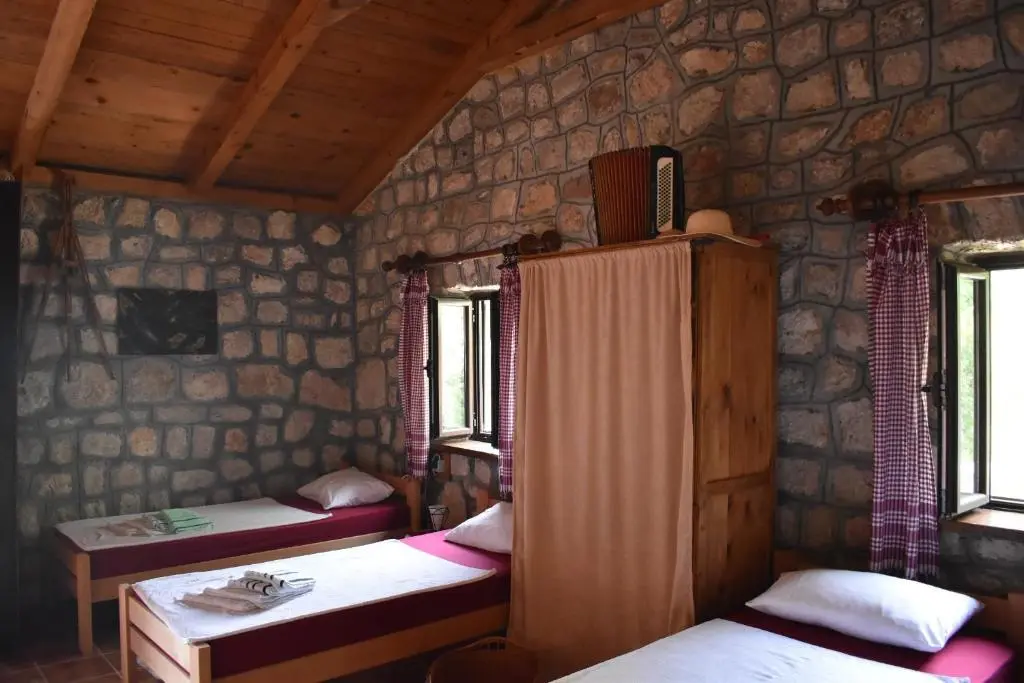 Вирпазар: Rent House Orahovo