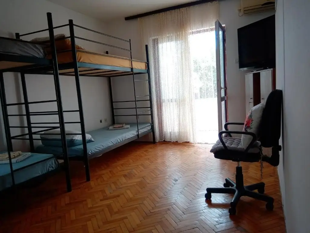 Подгорица: Hostel Olea