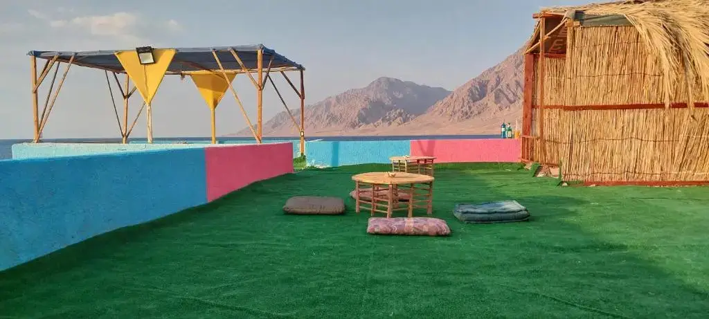 Нувейба: Perry’s Island