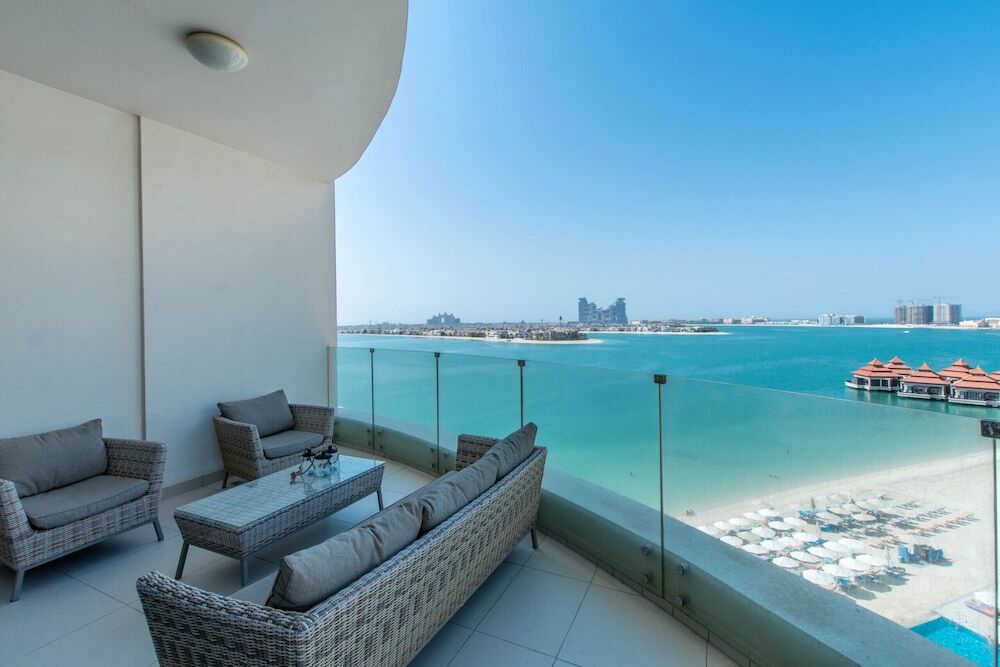 Дубай: KeyHost - Chic 1BR - Full Sea view - Palm Jumeirah - K760