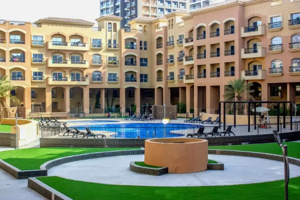 Дубай: Relaxing 1 Bedroom with All Facilities