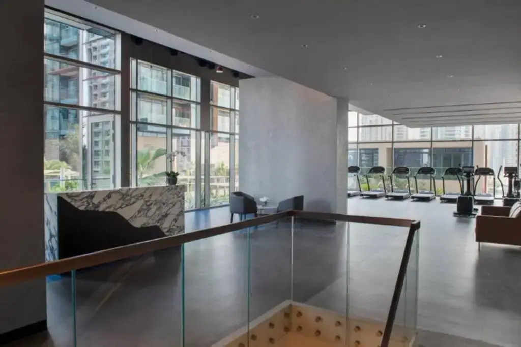Дубай: Mesmerizing 1BR w/ Full Marina View at Marina Gate