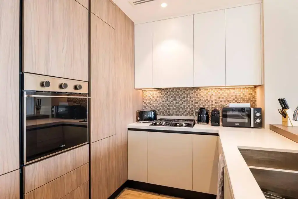 Дубай: Mesmerizing 1BR w/ Full Marina View at Marina Gate