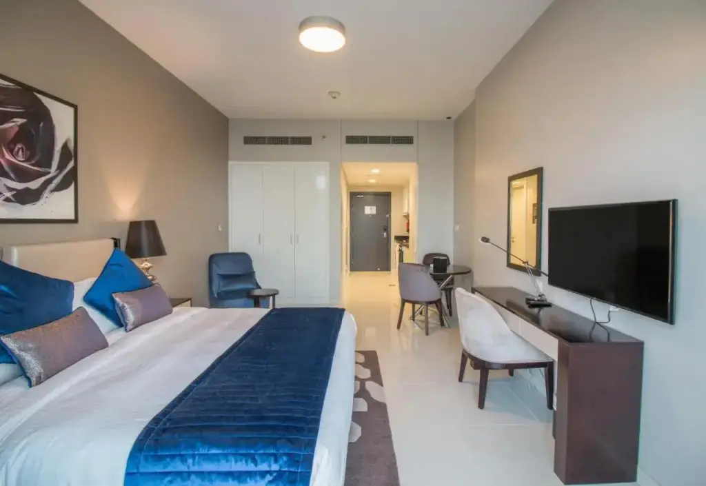 Дубай: Premium Studio with Beautiful Golf Course View