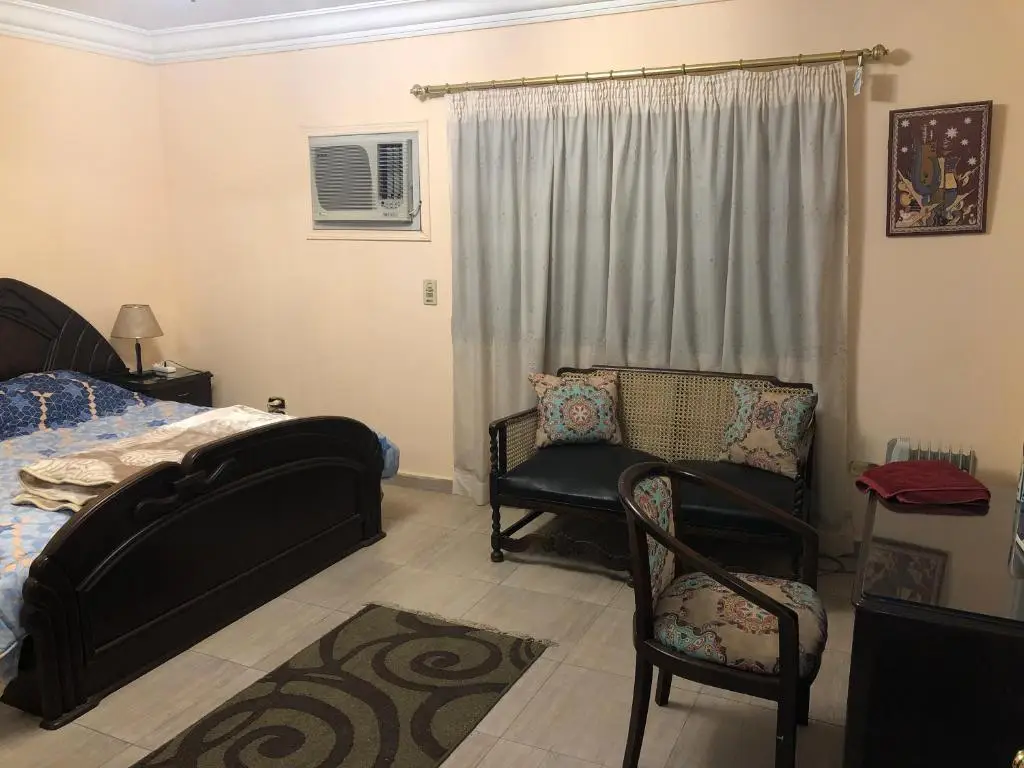 Каир: Three Bedrooms Apartment Degla Maadi