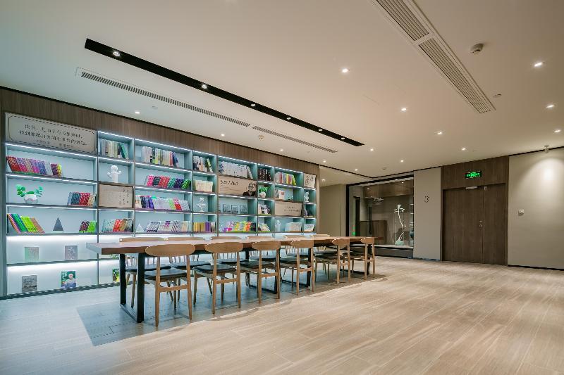 Сиань: Hanting Hotel Xi'an Taibai Nan Road Metro Station