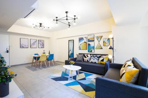 Гонконг: JD Large 110sqm 3 bedroom 2 min from MTR