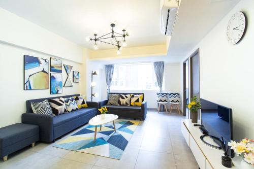 Гонконг: JD Large 110sqm 3 bedroom 2 min from MTR