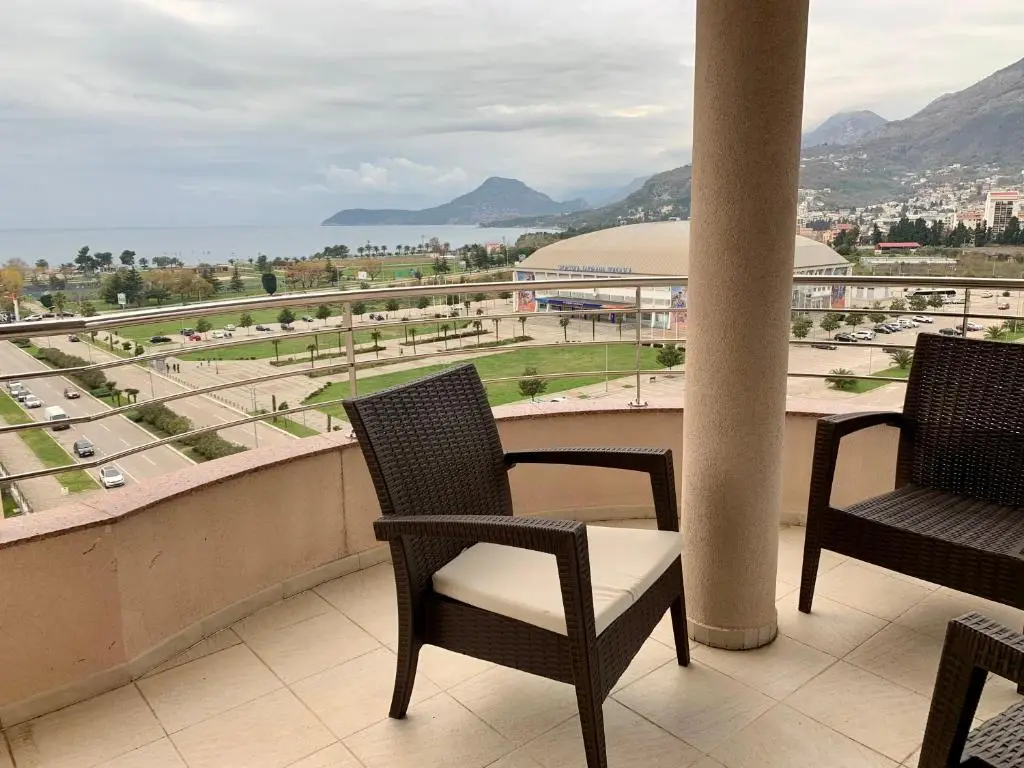 Бар: Panorama Bar 2 bedroom