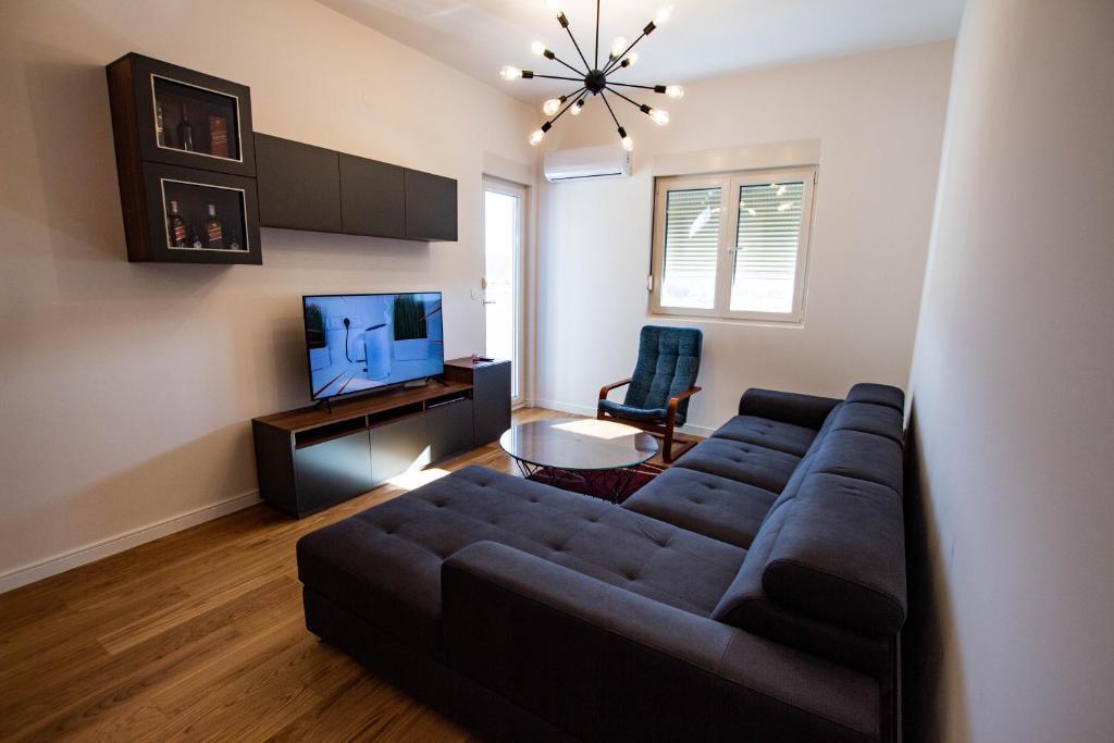 Бар: Lovely 4 person apartment with beautiful sea view