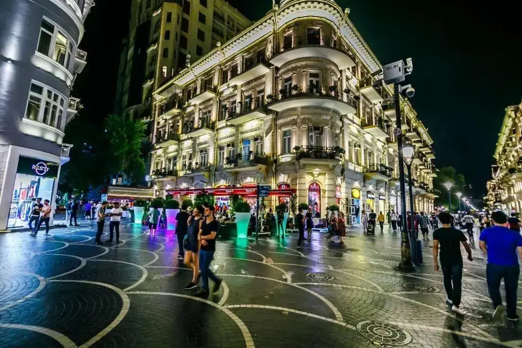 Баку: Luxe House in Nizami Street 1