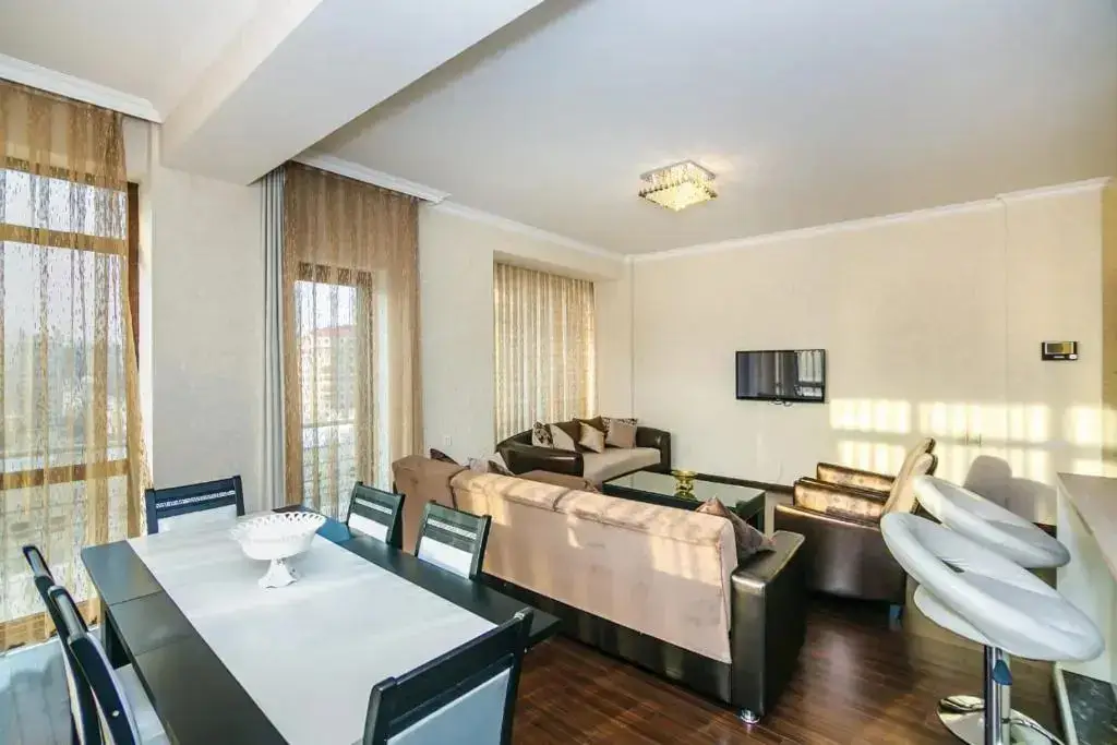 Баку: Luxe House in Nizami Street 1