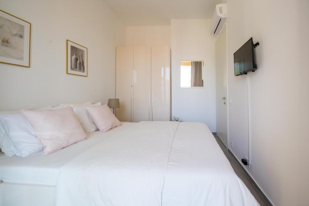 Бечичи: Apart SKY Residence with sea view in DELMAR