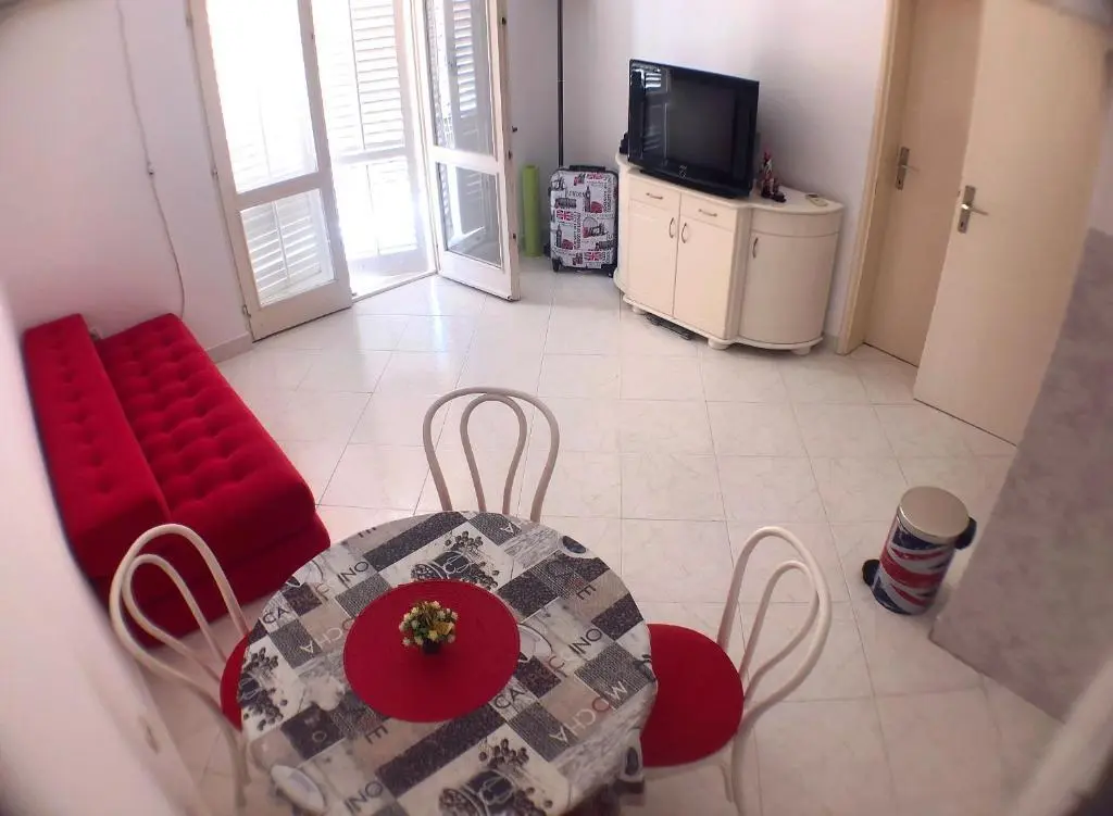 Будва: One bedroom Apartment 500m from the beach