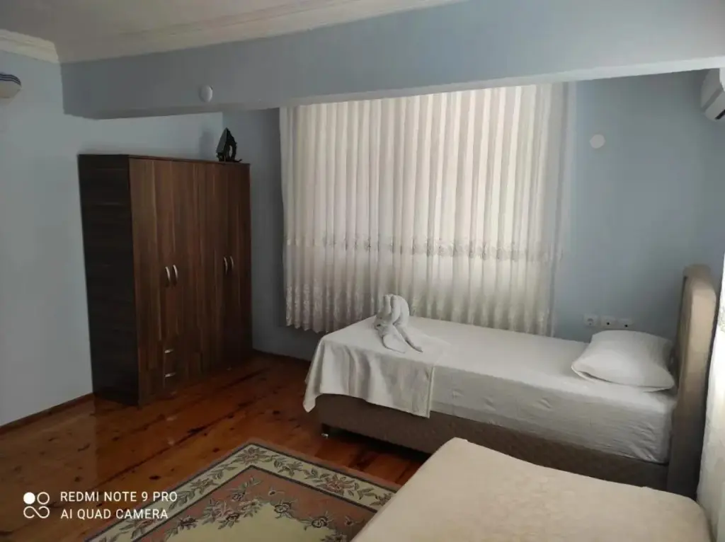 Демре: Demre Yener Apart