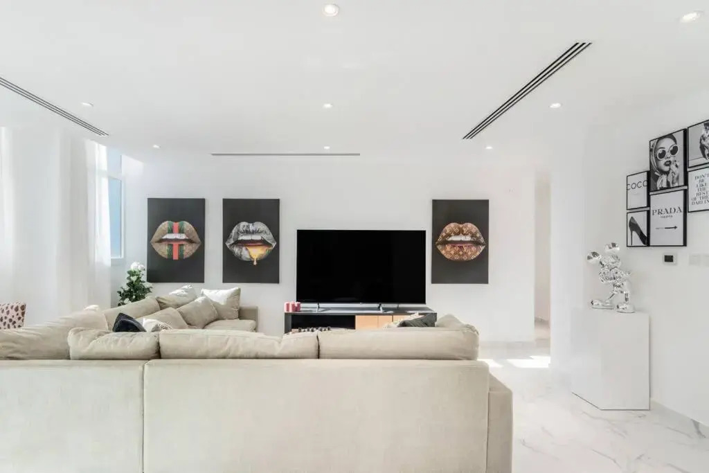 Дубай: Wonderful 2BD with full Dubai marina view