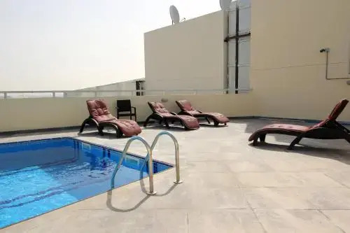 Дубай: Al Barsha New 2Bedroom plus maidR near MOE