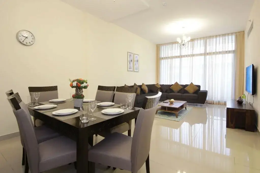 Дубай: Al Barsha New 2Bedroom plus maidR near MOE