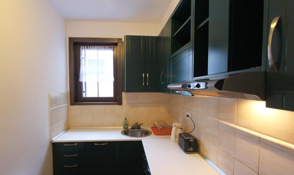 Столив: 3 BR Apartment in Boka Gardens complex