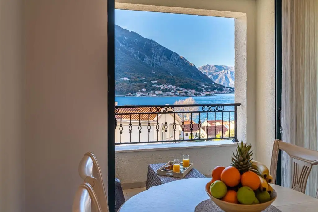 Доброта: Boka View Luxury Suite - With free Garage Parking