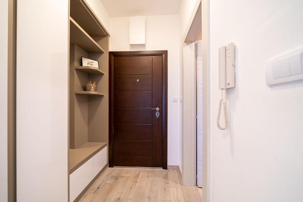 Доброта: Boka View Luxury Suite - With free Garage Parking
