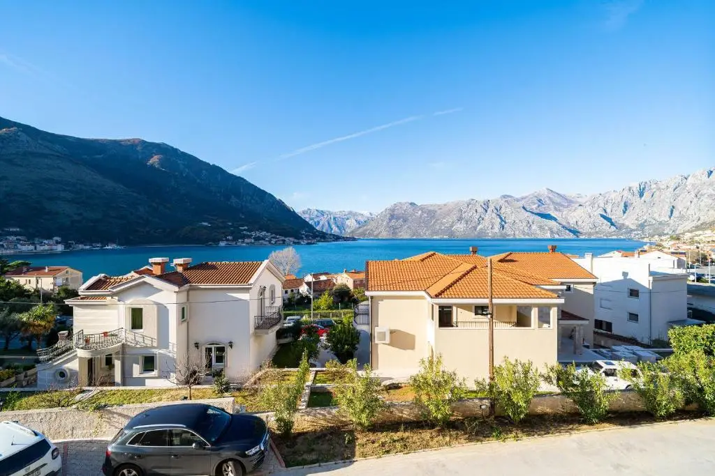 Boka View Luxury Suite - With free Garage Parking — фото 1